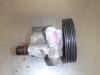 Stuurbekrachtiging Pomp van een Renault Laguna II (BG), 2001 / 2007 2.0 16V IDE, Hatchback, 4Dr, Benzine, 1.998cc, 103kW (140pk), FWD, F5R700, 2001-04 / 2007-09, BG0N; BG0P 2002