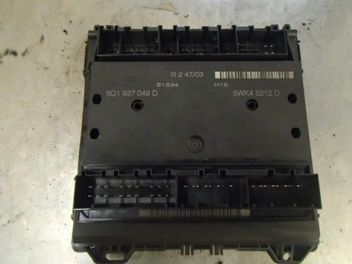 Gebruikte Computer Body Control Volkswagen Polo IV (9N1/2/3) 1.4 TDI 75 Prijs € 50,00 Margeregeling aangeboden door Autosloopbedrijf Jan Pronk B.V.