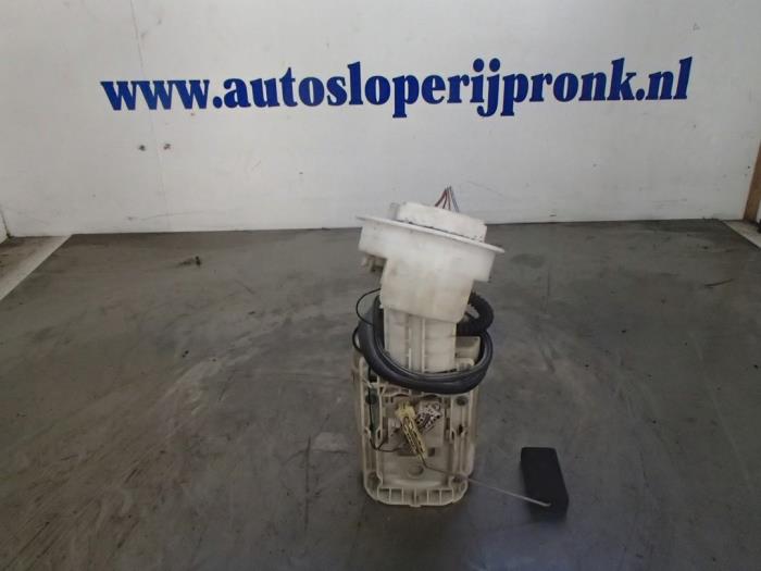 Gebruikte Tank element Pomp Skoda Fabia (6Y2) 1.4i 16V Prijs € 50,00 Margeregeling aangeboden door Autosloopbedrijf Jan Pronk B.V.