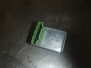 Gebruikte Kachel Weerstand Seat Alhambra (7V8/9) 2.0 Prijs € 20,00 Margeregeling aangeboden door Autosloopbedrijf Jan Pronk B.V.