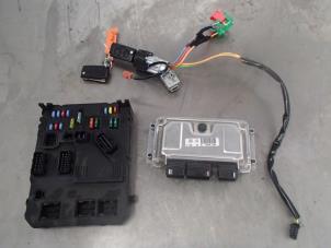 Gebruikte Computer Motormanagement Peugeot 1007 (KM) 1.6 GTI,Gentry 16V Prijs € 250,00 Margeregeling aangeboden door Autosloopbedrijf Jan Pronk B.V.