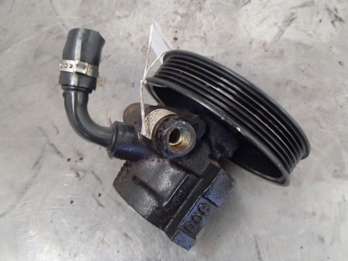 Gebruikte Servopomp Volvo V40 (VW) 1.8 16V Prijs € 30,00 Margeregeling aangeboden door Autosloopbedrijf Jan Pronk B.V.