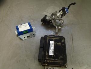 Gebruikte Computer Motormanagement Volvo V40 (VW) 2.0 16V T Prijs € 150,00 Margeregeling aangeboden door Autosloopbedrijf Jan Pronk B.V.