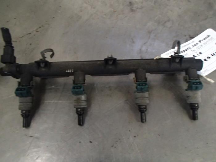 Gebruikte Injector brug Kia Rio (DC22/24) 1.3 RS,LS Prijs € 50,00 Margeregeling aangeboden door Autosloopbedrijf Jan Pronk B.V.