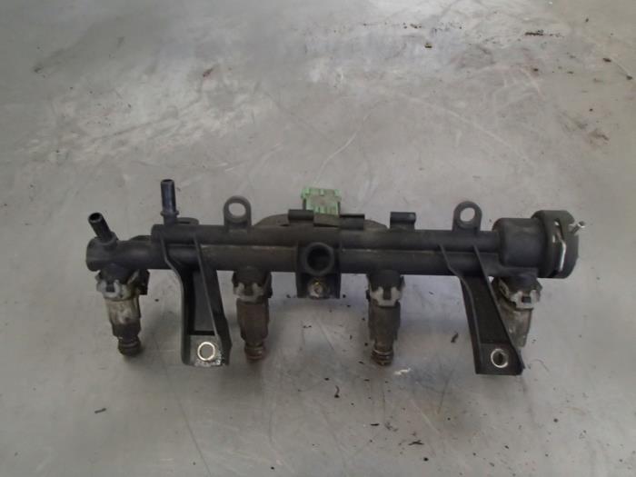 Gebruikte Galerij (Injectie) Citroen Saxo 1.4i SX,VSX Prijs € 50,00 Margeregeling aangeboden door Autosloopbedrijf Jan Pronk B.V.