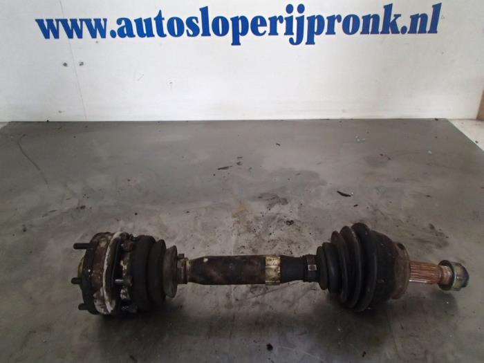 Gebruikte Steekas rechts-voor Fiat Stilo (192A/B) 1.8 16V 3-Drs. Prijs € 50,00 Margeregeling aangeboden door Autosloopbedrijf Jan Pronk B.V.