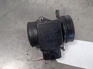 Gebruikte Luchtmassameter Ford Puma 1.4 16V Prijs € 30,00 Margeregeling aangeboden door Autosloopbedrijf Jan Pronk B.V.