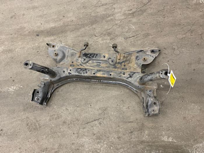 Gebruikte Subframe Opel Agila (B) 1.0 12V Prijs € 75,00 Margeregeling aangeboden door Autosloopbedrijf Jan Pronk B.V.
