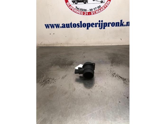 Gebruikte Luchtmassameter Volkswagen Golf IV (1J1) 1.9 TDI 110 Prijs € 30,00 Margeregeling aangeboden door Autosloopbedrijf Jan Pronk B.V.
