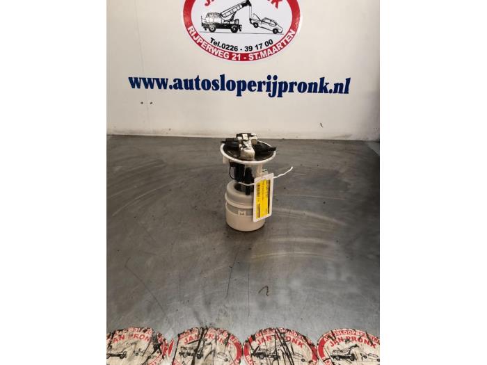 Gebruikte Tank element Pomp Renault Modus/Grand Modus (JP) 1.6 16V Prijs € 50,00 Margeregeling aangeboden door Autosloopbedrijf Jan Pronk B.V.