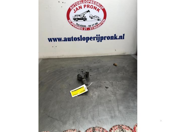 Gebruikte Spanrol Distributieriem Opel Astra J Sports Tourer (PD8/PE8/PF8) 1.4 Turbo 16V Prijs € 15,00 Margeregeling aangeboden door Autosloopbedrijf Jan Pronk B.V.