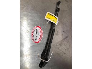 Gebruikte Set Gasdempers Achterklep Suzuki Swift (ZA/ZC/ZD1/2/3/9) 1.3 VVT 16V Prijs € 25,00 Margeregeling aangeboden door Autosloopbedrijf Jan Pronk B.V.
