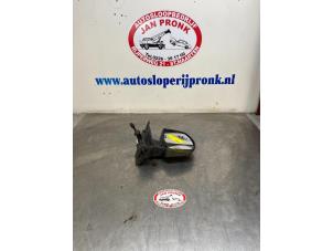 Gebruikte Buitenspiegel rechts Fiat Doblo Cargo (263) 1.3 MJ 16V DPF Euro 5 Prijs € 40,00 Margeregeling aangeboden door Autosloopbedrijf Jan Pronk B.V.