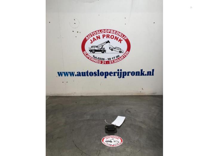 Gebruikte Module ontsteking Volkswagen Golf II (19E) 1.8i Prijs € 25,00 Margeregeling aangeboden door Autosloopbedrijf Jan Pronk B.V.