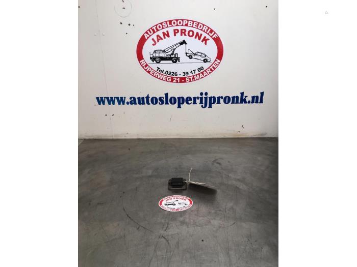 Gebruikte Ontstekingsmodule Volkswagen Golf II (19E) 1.6 Prijs € 25,00 Margeregeling aangeboden door Autosloopbedrijf Jan Pronk B.V.