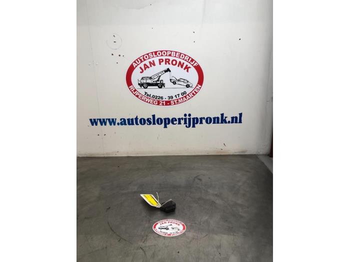 Gebruikte Ontstekingsmodule Volkswagen Golf II (19E) 1.8 GTI Prijs € 25,00 Margeregeling aangeboden door Autosloopbedrijf Jan Pronk B.V.