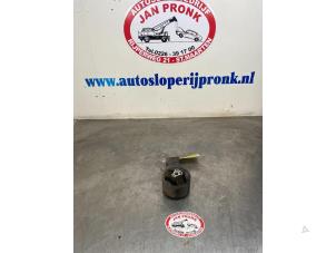 Gebruikte Motorsteun Opel Astra J Sports Tourer (PD8/PE8/PF8) 1.4 Turbo 16V Prijs € 25,00 Margeregeling aangeboden door Autosloopbedrijf Jan Pronk B.V.