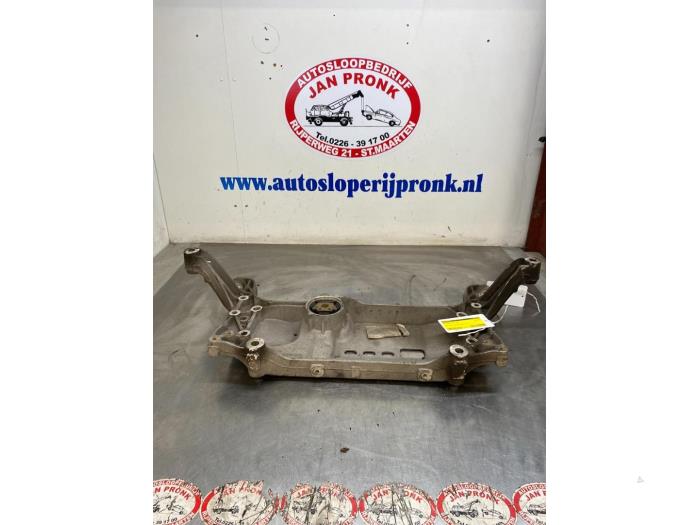 Gebruikte Subframe Volkswagen Tiguan (5N1/2) 1.4 TSI 16V 4Motion Prijs € 50,00 Margeregeling aangeboden door Autosloopbedrijf Jan Pronk B.V.