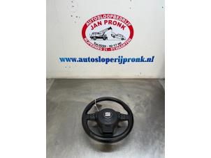 Gebruikte Stuurwiel Seat Altea (5P1) 2.0 FSI 16V Prijs € 75,00 Margeregeling aangeboden door Autosloopbedrijf Jan Pronk B.V.