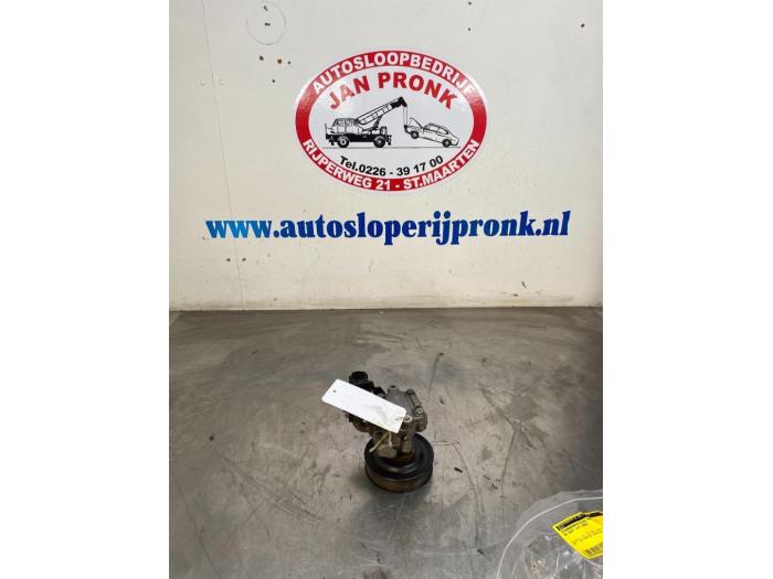 Gebruikte Stuurpomp Volkswagen Golf IV (1J1) 1.6 FSI 16V Prijs € 30,00 Margeregeling aangeboden door Autosloopbedrijf Jan Pronk B.V.