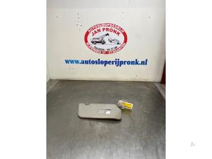 Gebruikte Zonneklep Suzuki Grand Vitara I (FT/GT/HT) 2.0 TDi II Prijs € 25,00 Margeregeling aangeboden door Autosloopbedrijf Jan Pronk B.V.