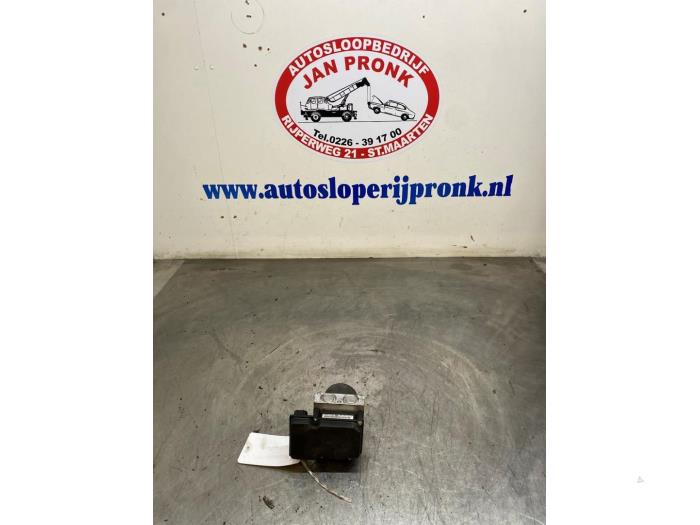 Gebruikte ABS Pomp Ford Transit 2.2 TDCi 16V Prijs € 50,00 Margeregeling aangeboden door Autosloopbedrijf Jan Pronk B.V.