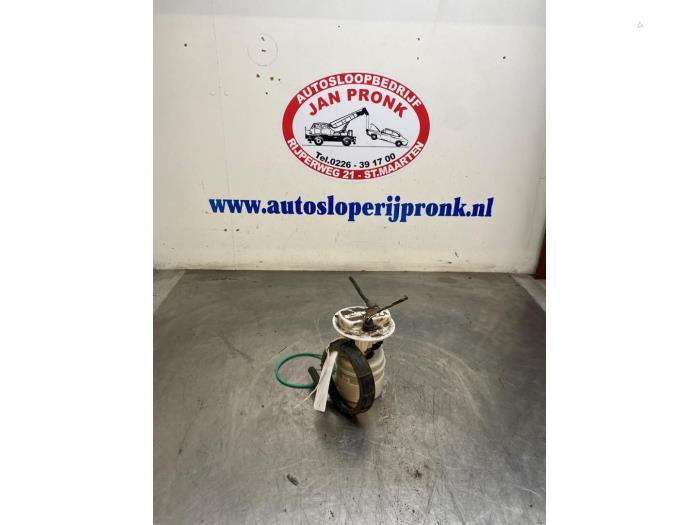 Gebruikte Tank element Pomp Dacia Sandero I (BS) 1.6 MPI 85 Prijs € 40,00 Margeregeling aangeboden door Autosloopbedrijf Jan Pronk B.V.