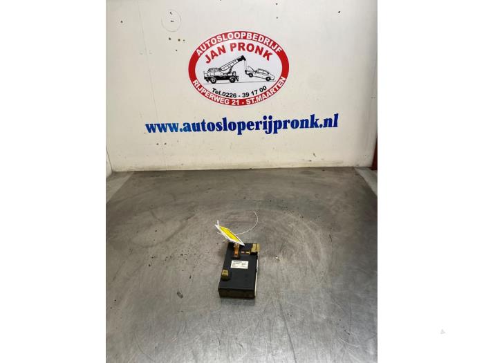 Gebruikte Central electronic module Volvo V40 (VW) 2.0 16V Prijs € 75,00 Margeregeling aangeboden door Autosloopbedrijf Jan Pronk B.V.