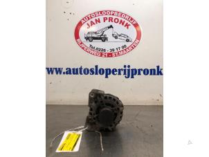 Gebruikte Dynamo Smart Fortwo Cabrio (453.4) 0.9 TCE 12V Prijs € 40,00 Margeregeling aangeboden door Autosloopbedrijf Jan Pronk B.V.