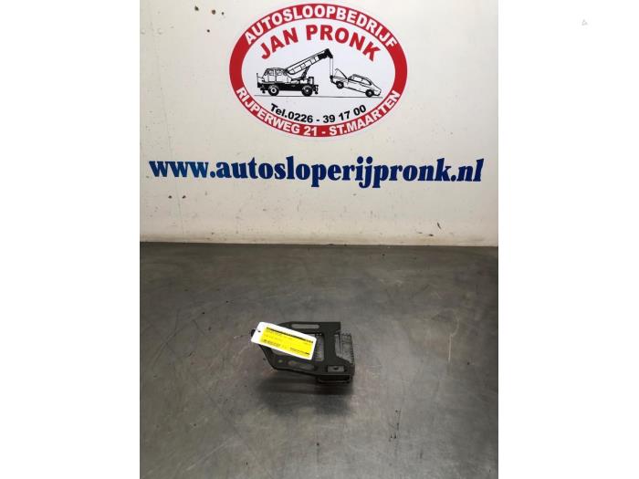 Gebruikte Koeling Module Mercedes A (W168) 1.6 A-160 Prijs € 25,00 Margeregeling aangeboden door Autosloopbedrijf Jan Pronk B.V.
