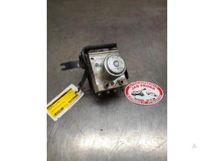 Gebruikte ABS Pomp Honda Jazz (GE6/GE8/GG/GP) 1.2 VTEC 16V Prijs € 125,00 Margeregeling aangeboden door Autosloopbedrijf Jan Pronk B.V.