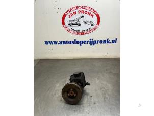 Gebruikte Stuurbekrachtiging Pomp Mercedes Vito (639.6) 2.2 109 CDI 16V Prijs € 50,00 Margeregeling aangeboden door Autosloopbedrijf Jan Pronk B.V.