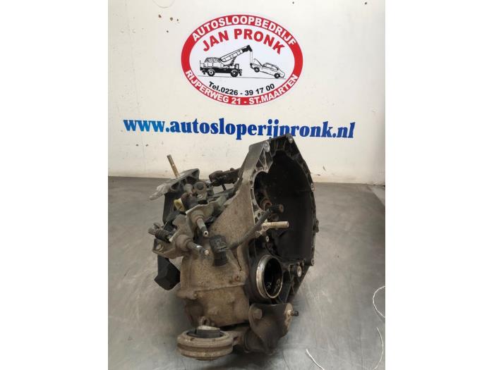 Gebruikte Versnellingsbak Fiat Doblo (223A/119) 1.2 Prijs € 250,00 Margeregeling aangeboden door Autosloopbedrijf Jan Pronk B.V.