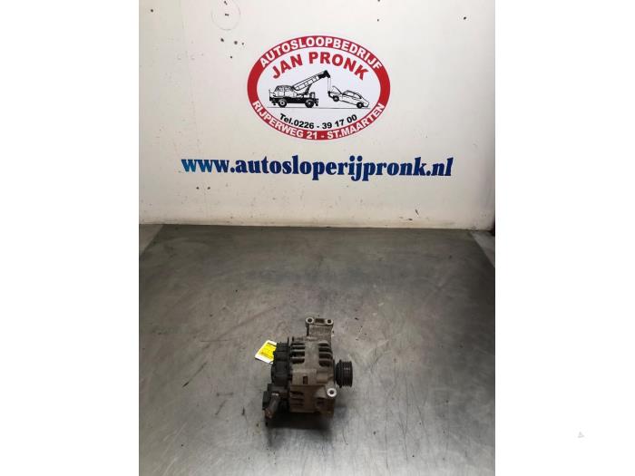Gebruikte Dynamo Mercedes A (W169) 1.5 A-150 5-Drs. Prijs € 40,00 Margeregeling aangeboden door Autosloopbedrijf Jan Pronk B.V.