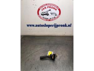 Gebruikte Pinker Schakelaar Volvo S70 2.5 10V Prijs € 35,00 Margeregeling aangeboden door Autosloopbedrijf Jan Pronk B.V.