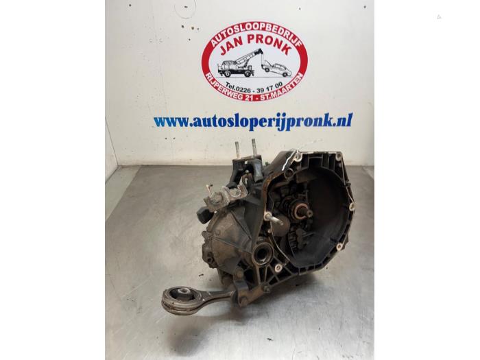 Gebruikte Versnellingsbak Opel Combo 1.3 CDTI 16V ecoFlex Prijs € 450,00 Margeregeling aangeboden door Autosloopbedrijf Jan Pronk B.V.