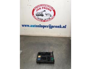 Gebruikte Module Bodycontrol Peugeot 308 SW (4E/H) 1.6 VTI 16V Prijs € 75,00 Margeregeling aangeboden door Autosloopbedrijf Jan Pronk B.V.