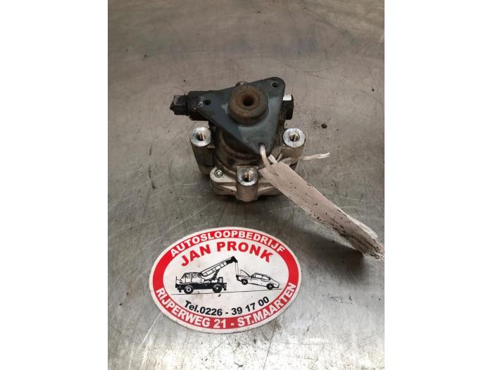 Gebruikte Servopomp Opel Movano 2.3 CDTi 16V FWD Prijs € 50,00 Margeregeling aangeboden door Autosloopbedrijf Jan Pronk B.V.