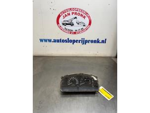 Gebruikte Kilometerteller KM Opel Agila (A) 1.2 16V Prijs € 40,00 Margeregeling aangeboden door Autosloopbedrijf Jan Pronk B.V.