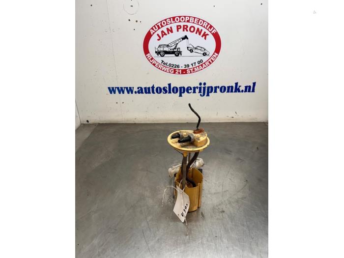 Gebruikte Tank element Pomp Ford Transit 2.2 TDCi 16V Prijs € 40,00 Margeregeling aangeboden door Autosloopbedrijf Jan Pronk B.V.