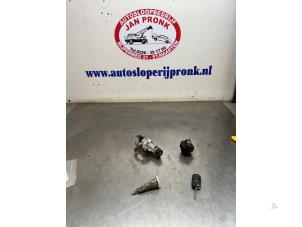 Gebruikte Slotenset Cilinder (compleet) Seat Ibiza IV (6J5) 1.4 TDI Prijs € 50,00 Margeregeling aangeboden door Autosloopbedrijf Jan Pronk B.V.