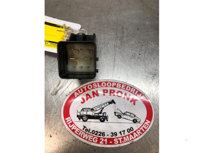 Computer Koeling van een Peugeot 407 SW (6E) 2.0 HDiF 16V 2006