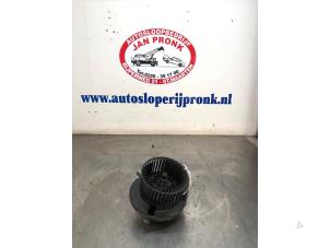 Gebruikte Chaufage Ventilatiemotor Volkswagen Golf Plus (5M1/1KP) 1.4 TSI 122 16V Prijs € 40,00 Margeregeling aangeboden door Autosloopbedrijf Jan Pronk B.V.