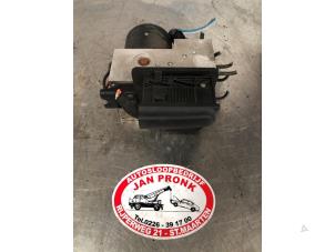 Gebruikte ABS Pomp Mercedes S (W220) 4.3 S-430 V8 24V Prijs € 50,00 Margeregeling aangeboden door Autosloopbedrijf Jan Pronk B.V.