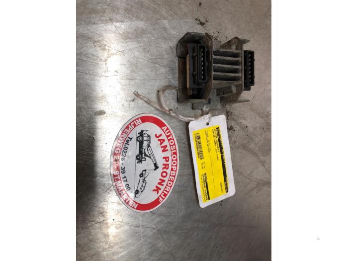 Gebruikte Module ontsteking Lancia Thema (834) 2.0 i.e. Turbo 16V Prijs € 75,00 Margeregeling aangeboden door Autosloopbedrijf Jan Pronk B.V.
