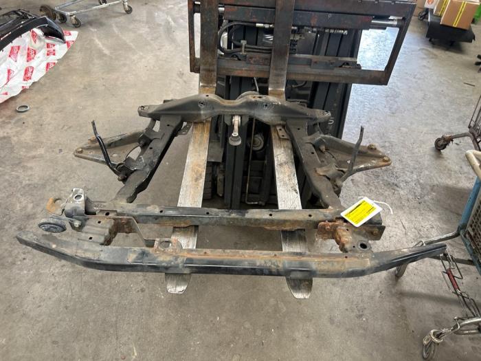 Gebruikte Subframe Renault Twingo II (CN) 1.2 16V Prijs € 75,00 Margeregeling aangeboden door Autosloopbedrijf Jan Pronk B.V.