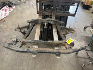 Gebruikte Subframe Renault Twingo II (CN) 1.2 16V Prijs € 75,00 Margeregeling aangeboden door Autosloopbedrijf Jan Pronk B.V.