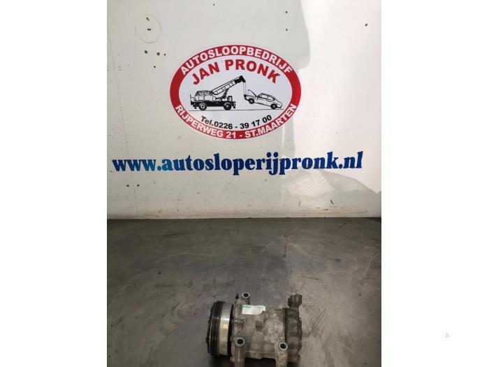 Gebruikte Aircopomp Dacia Sandero I (BS) 1.2 16V Prijs € 40,00 Margeregeling aangeboden door Autosloopbedrijf Jan Pronk B.V.