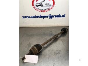 Gebruikte Steekas rechts-voor Mitsubishi ASX 1.6 MIVEC 16V Prijs € 40,00 Margeregeling aangeboden door Autosloopbedrijf Jan Pronk B.V.