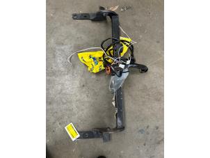 Gebruikte Trekhaak Citroen C4 Berline (LC) 1.6 16V Prijs € 150,00 Margeregeling aangeboden door Autosloopbedrijf Jan Pronk B.V.